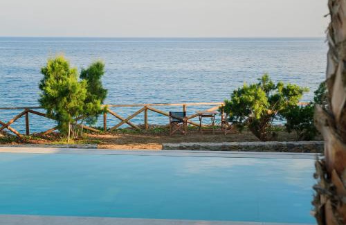 Mavros Kolimpos Villa | Grand Bleu Villa