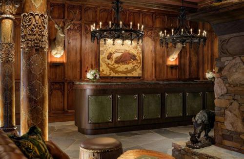Asheville Hotel | Grand Bohemian Lodge Asheville, Autograph Collection