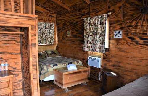 Meadview Casa | Grand Canyon Western Ranch