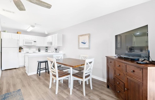 Ono Island Condominio | Grand Caribbean 106E Condo 50 Yards from the Beach - NO HASSLE CHECK OUT