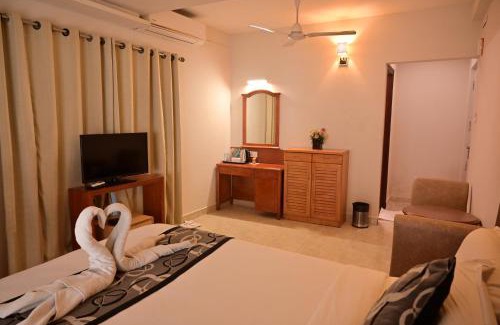 Periamet Hotel | Grand Cascade Chennai