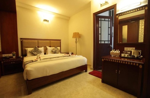 Periamet Hotel | Grand Cascade