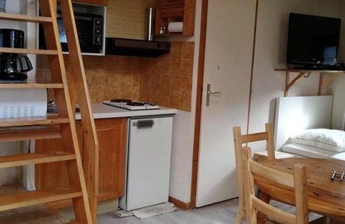 Saint-Jean-dʼAulps Apartamento | Grand duplex 44m² 5 pers avec parking au centre de la station - FR-1-573-26