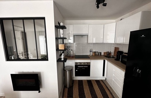 Le Bourget Apartamento | Grand F2 Dernier Etage Belle vue en Residence Privée