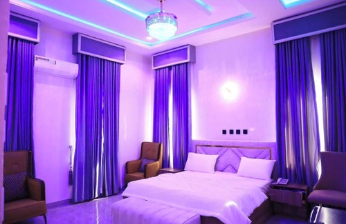 Abuja Hotel | Grand Fweechvilla Hotel and Suites