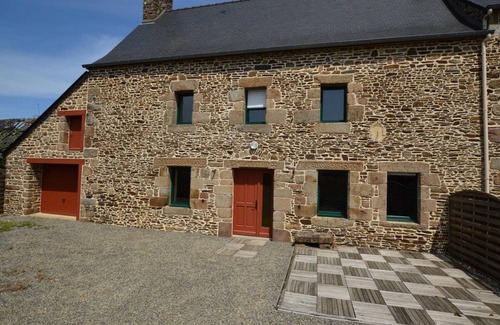 Epiniac Casa | Grand Gîte en Campagne à 13.5 km de la Baie du Mont Saint-michel