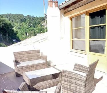 Largentiere Apartamento | Grand Gîte terrasses Largentière