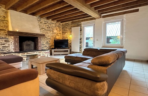 Plesse Casa | Grand Gite DE Campagne