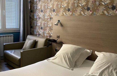Old Town Hotel | Grand Hôtel Dauphiné Toulon, Boutique Hôtel & Suites