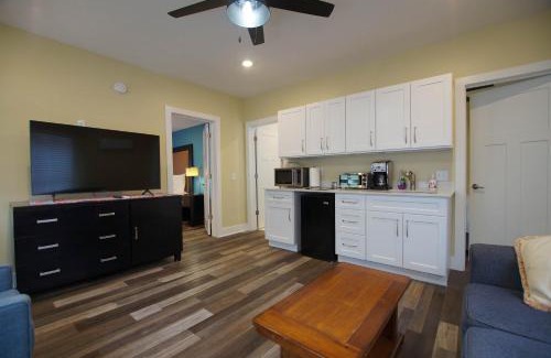Grand Haven Apartamento | Grand Harbor Apartments 209 Clinton Unit 1