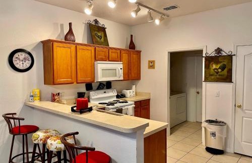 Sandy Ridge Casa | Grand Holiday 4BD Pool Home at Disney & Universal