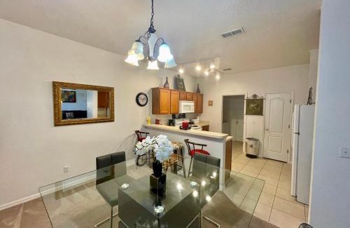 Sandy Ridge Casa | Grand Holiday 4BD Pool Home at Disney & Universal