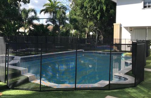Palmetto Estates Casa | Grand Home Jacuzzi, Heated Pool, Games, BB Court L20