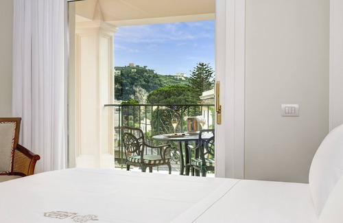 Sorrento City Centre Hotel | Grand Hotel Royal