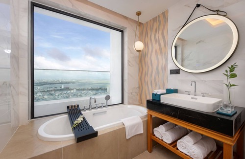 Quy Nhon Hotel | Grand Hyams Hotel - Quy Nhon Beach
