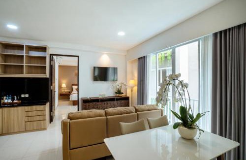 Sunset Road Hotel | Grand Inkuta