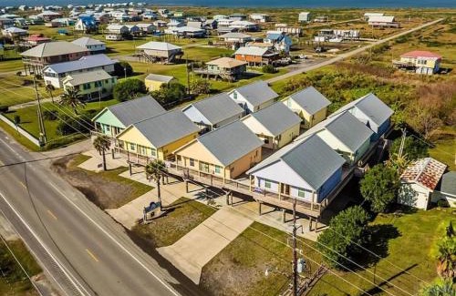 Grand Isle Casa | Grand isle Detached Condo Unit F 3 bedrooms 1 bath Easy beach access pet ok