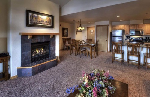 Peak 8 Apartamento | Grand Lodge @ Peak 7, Spring / Easter Break, 2 BR condo (sleeps 8 )