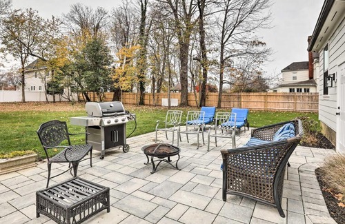 Long Branch Casa | Grand Long Branch Home 1 Block to Beach!
