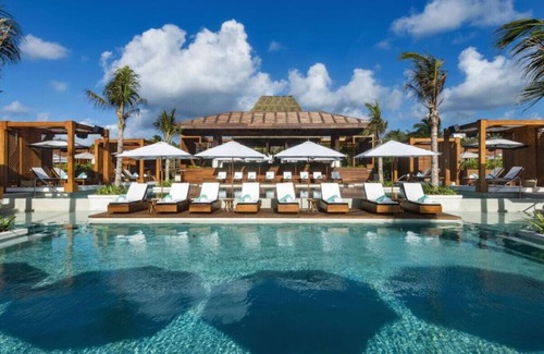 Cancún Condominio | Grand Luxxe Master Villa 2+1 Resort Residence