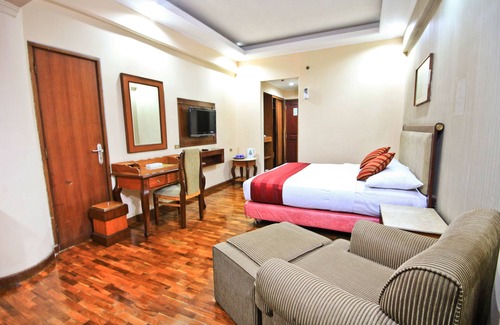 Menteng Hotel | Grand Menteng Hotel