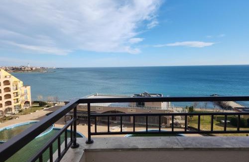 Aheloy Apartamento | Grand Midia Resort, Sky level apartments