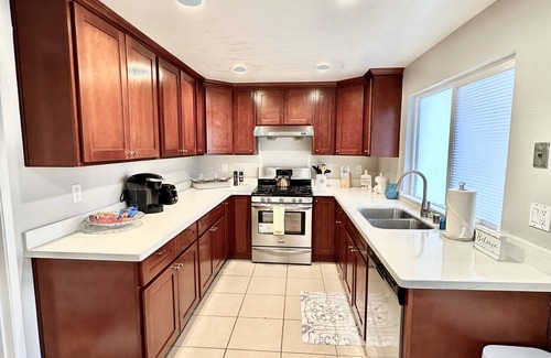 East San Jose Casa | Grand New-3BR/3BTH, SJC DwnTwn/Airport/PrivateYard