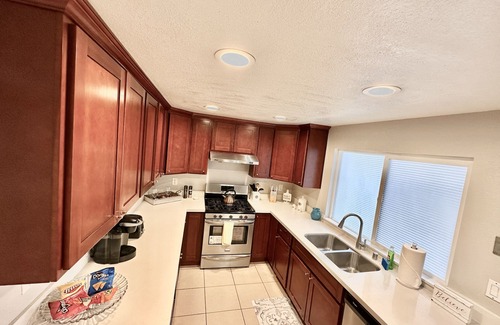 East San Jose Casa | Grand New-3BR/3BTH, SJC DwnTwn/Airport/PrivateYard