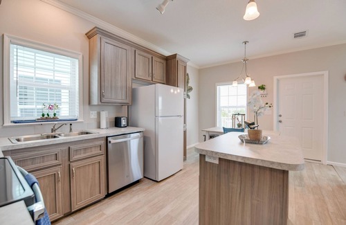 Cutthroat Harbor Estates Casa | Grand Opening! New Construction in Venture Out! 3 night minimum stay.