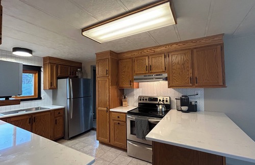 New Auburn Casa | GRAND OPENING SPECIAL! Four Bedroom, Lakefront, Family Home with all the toys!