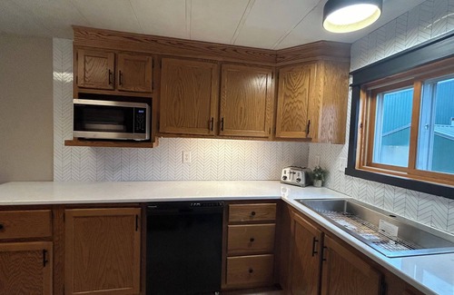New Auburn Casa | GRAND OPENING SPECIAL! Four Bedroom, Lakefront, Family Home with all the toys!
