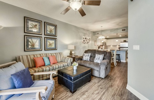 Panama City Beach Condominio | Grand Panama Beach Resort by Book That Condo