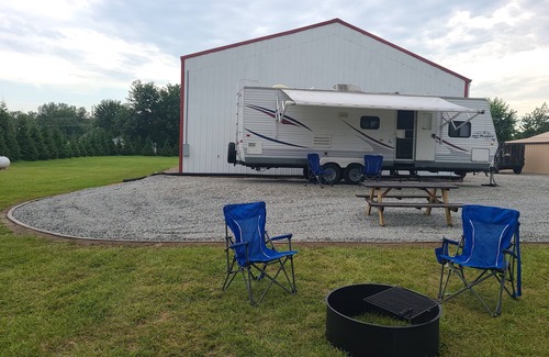 Sheridan Alquiler De RV | Grand Park RV Site, 8 min away! Westfield/Sheridan, for a convenient getaway!