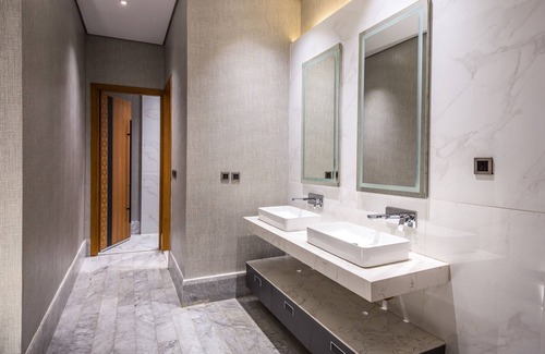 Al Aqiq Hotel | Grand Plaza Hotel - KAFD Riyadh