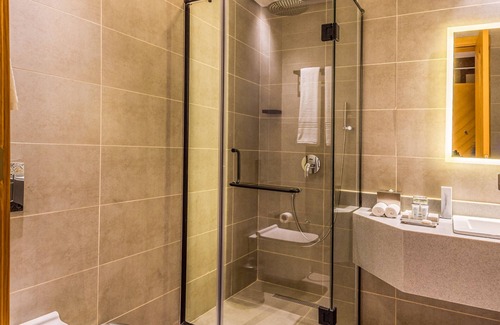 Al Aqiq Hotel | Grand Plaza Hotel - KAFD Riyadh