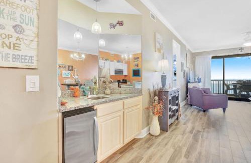 Orange Beach Casa | Grand Pointe 502- Gulf-front water on 2 sides