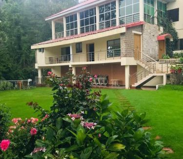 Murree Hotel | Grand Premium Continental Hotel Murree