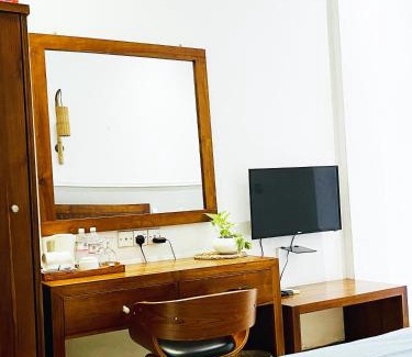 Matara Hotel | Grand Rockland Hotel