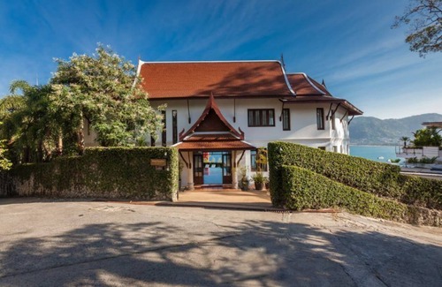 Patong Villa | Grand Sea View 5BR Villa Sukadara Patong
