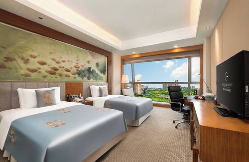 Longhua District Hotel | Grand Skylight International Hotel Guanlan