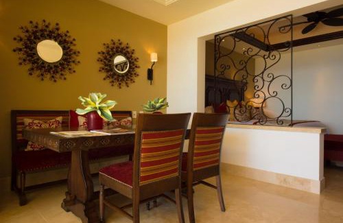 Marina Complejo | Grand Solmar Land's End Resort & Spa