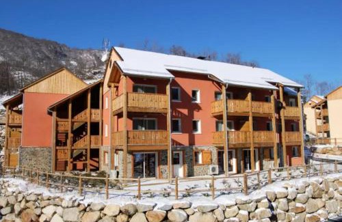 Ax-les-Thermes Apartamento | Grand studio à la montagne