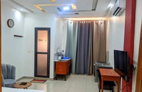 Abomey-Calavi Apartamento | Grand studio meublé bien équipé