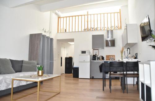 Prado - Republique Apartamento | Grand studio-Mezzanine-Centre Cannes