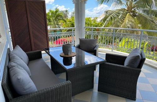 Saint-Francois Apartamento | Grand Studio Zen idéalement situé à Saint-François avec piscine et terrasse
