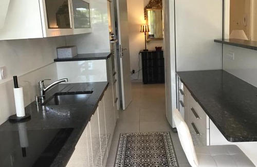 Couronne Urbaine Apartamento | Grand T2 5min du centre historique D'Aix en Provence