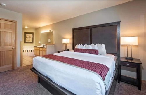Four O'Clock Complejo | Grand Timber Lodge Resort Suite Ski In/Ski Out