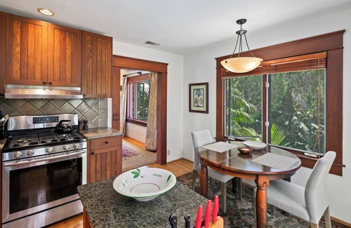 North Park Casa | Amplia suite en el Treetop Apartment en Grand Tropical Estate by Balboa Park