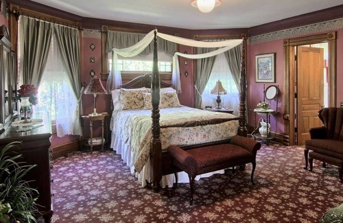 Bellaire Cama Y Desayuno | Grand Victorian B&B Inn