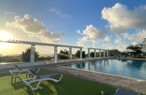Colon Apartamento | Grand View 2 Bedroom Apartment, Gym, Garden and Pool